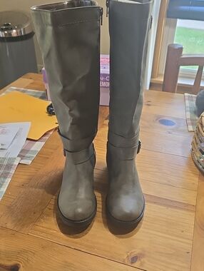 Women's Size 7  Tall Grey  Fashion Boots with Strap Detail